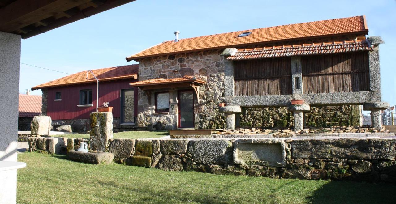 Casa Entre-Palheiros E Casa Do Canastro مونتاليغري المظهر الخارجي الصورة